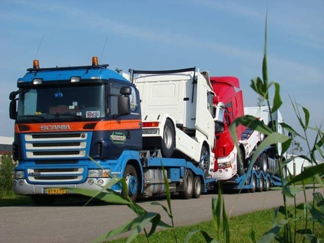 Rodenburg-Transport-Ter-Aar-transport-trucks