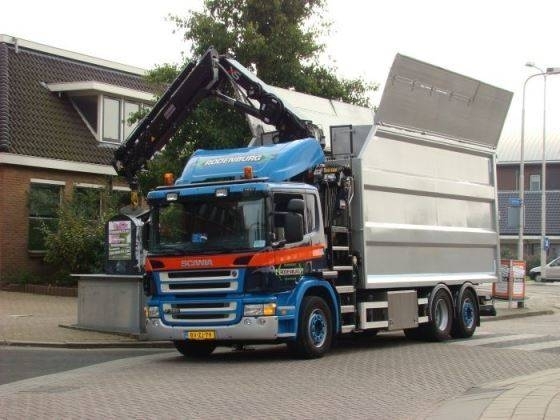 Rodenburg-Transport-ledigen-container-inzamelen-en-vervoeren-van-glas-plastic-restafval-kleding